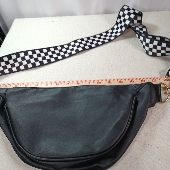 Market & Layne Crossbody Pouch Bag Black w/ Checkered Strap Casual Purse - Picture 11 of 15